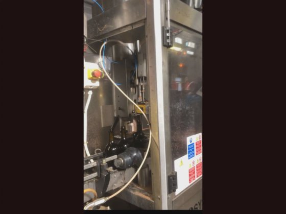 等压灌装线用于起泡酒 3000 瓶/小时