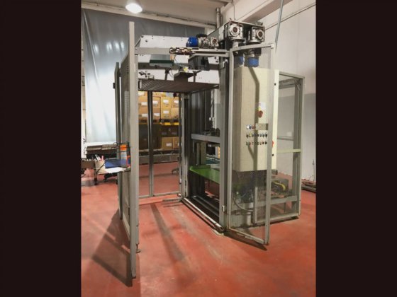 等压灌装线用于起泡酒 3000 瓶/小时