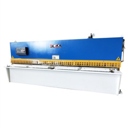 Blechschneidemaschine