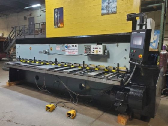 1990 AMADA M-4065