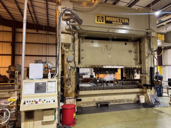 2001 Minster E2-600-144