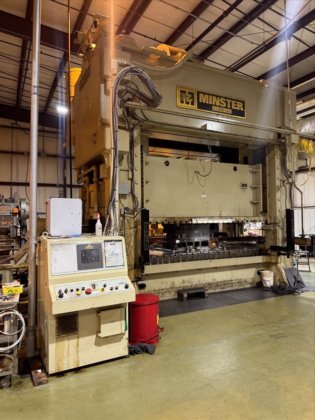 2001 Minster E2-600-144