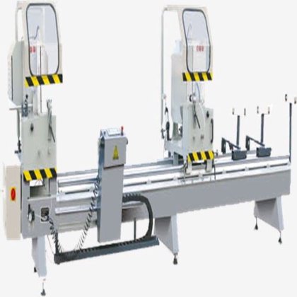 Double Head Mitre Saw Cutting