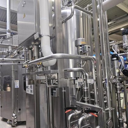 ペットボトル充填ライン