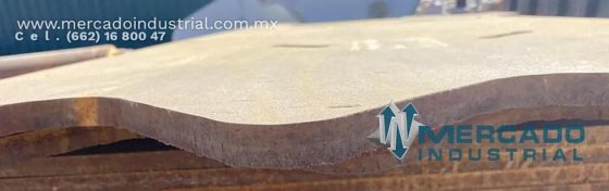 2歯摩耗プレート 64インチ x 32.5インチ 開口部付き