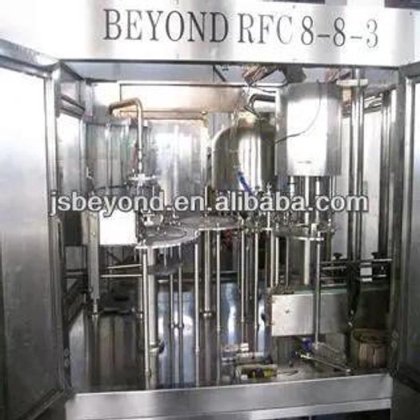 热销全自动三合一小瓶水清洗灌装旋盖包装机