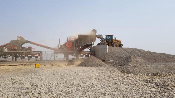 移动颚式和冲击式破碎机