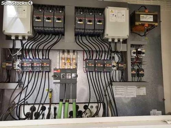 空气冷水机Aermec 400KW 只冷