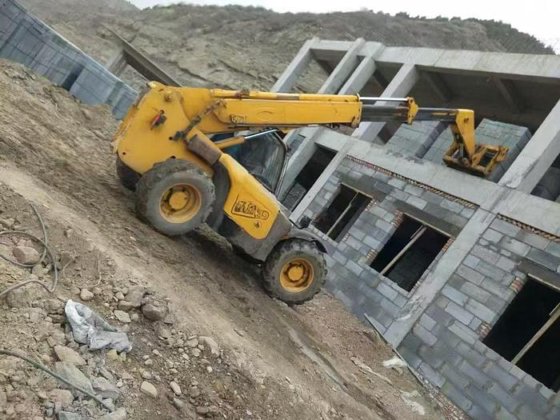 2017 JCB 535