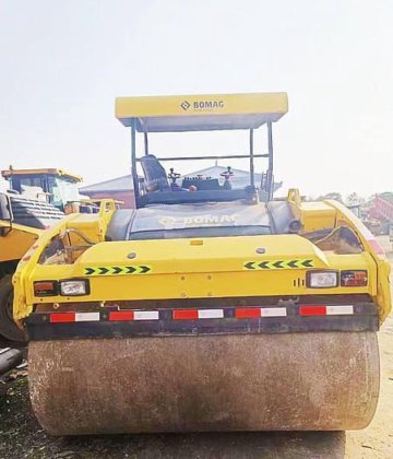 Bomag BW203