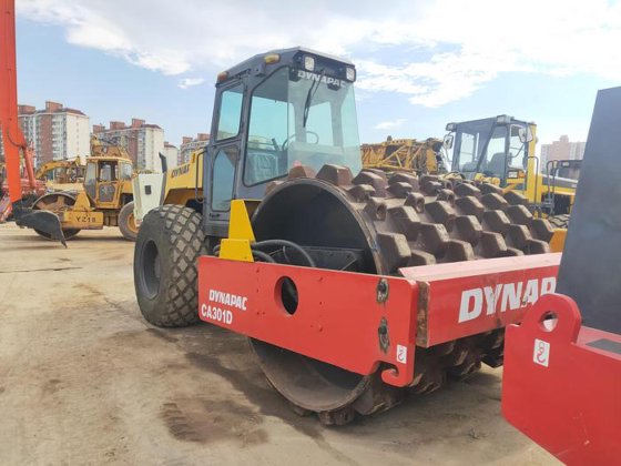 2015 dynapac CA302D