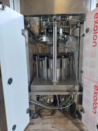 2011 Bertolaso Capping machine