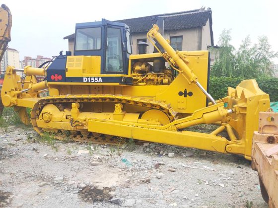 Komatsu D155A-2