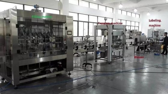 新型工业设计：高效全自动油脂灌装机