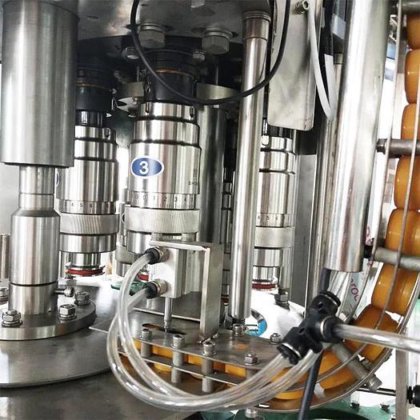 适用于所有瓶子的完整水装瓶解决方案