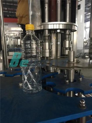 用于啤酒生产的高效全自动小罐碳酸饮料灌装封口机