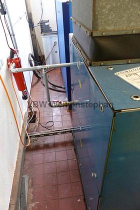 エアコンプレッサー