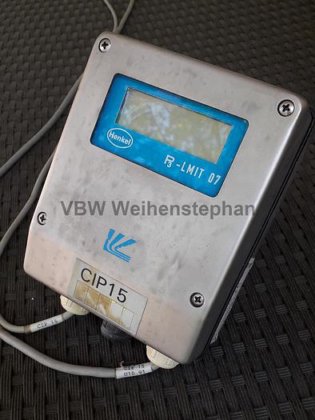 無電極導電率および温度測定用トランスミッター