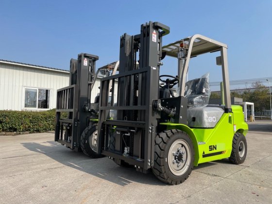Forklift