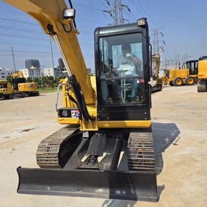 2022 Caterpillar 305.5E2