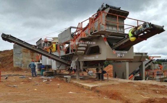 移動式花崗岩破砕プラント