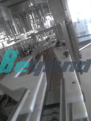 最畅销的优质工业商用全自动植物油灌装旋盖机