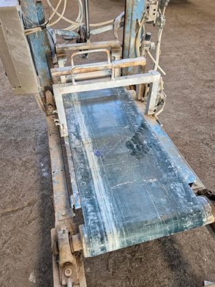 带编码器的自动线切割机,用于切割长度调节