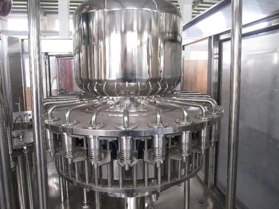 全自动矿泉水清洗灌装旋盖包装机