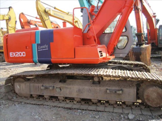 Hitachi EX200 excavator in Shanghai, China