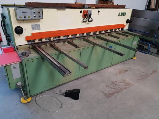 1972 LVD MV 25 -