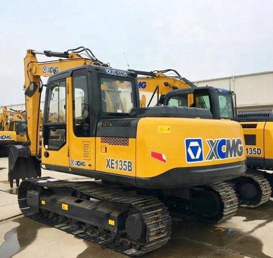 XCMG XE135B