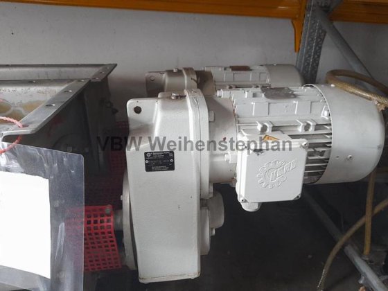 スクリューコンベア