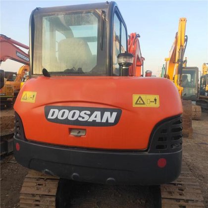 Doosan DH60-7