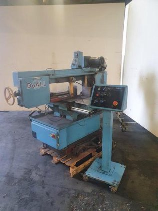 2000 DoALL C 916 DS in Soerendonk 
