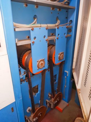 Belt sanding machine Costa