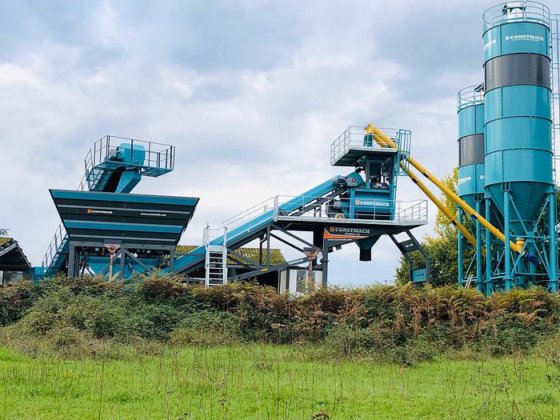 移动混凝土搅拌站