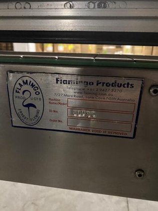 火烈鸟产品旋盖机