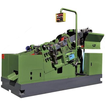 Flexible and automatic nut threading