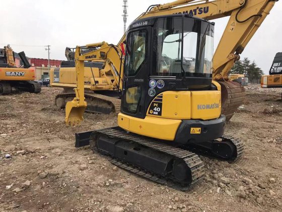 2023 Komatsu PC40