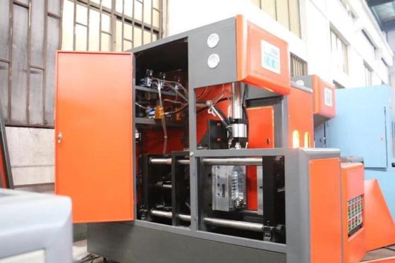 半自动 PET 制瓶机/拉伸吹塑机