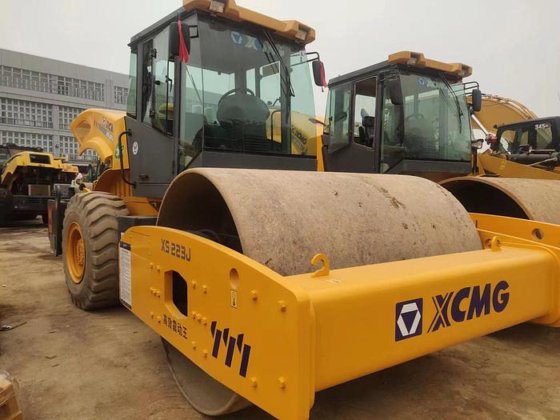 2020 XCMG XS233J