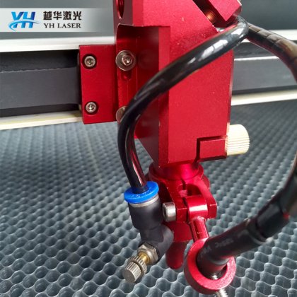 裕华厂CO2激光雕刻切割机7050 CO2激光切割机价格