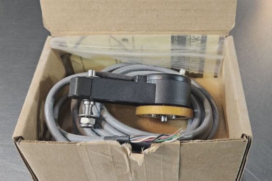 ACCU-CODER TR1-U1L4-0006NV1RHV-F10 Encoder Loc5B3