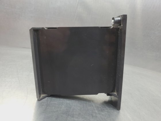 Texas Instruments 6MT33 8-Input/8-Output Logic