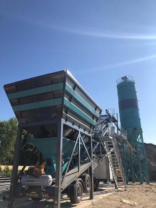 移動式コンクリートバッチングプラント