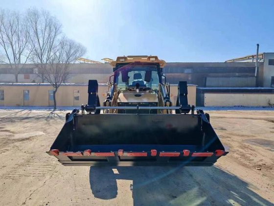 2018 CAT 430F BACKHOE LOADER