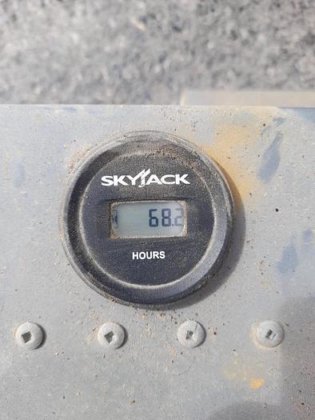 2017 Skyjack SJ 3219