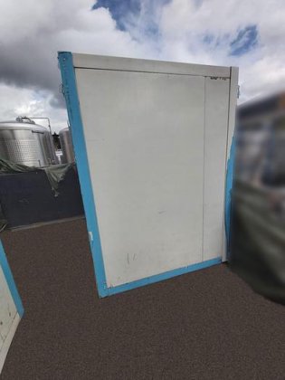 冷却ユニットを備えた冷蔵室