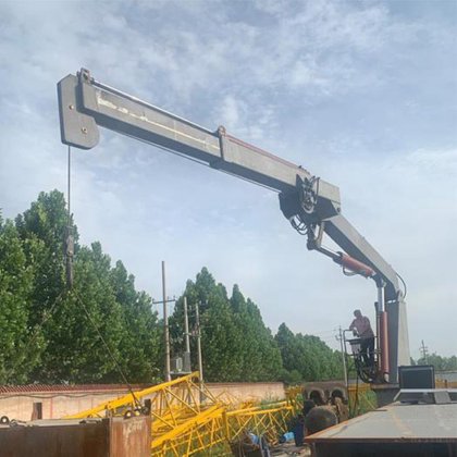 折りたたみ式デッキ機器海洋ナックルブームクレーン伸縮式硬い船オフショア油圧小型バージ