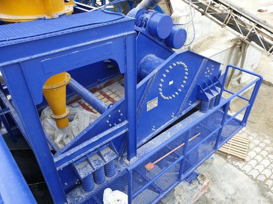 脱水スクリーンとハイドロサイクロン